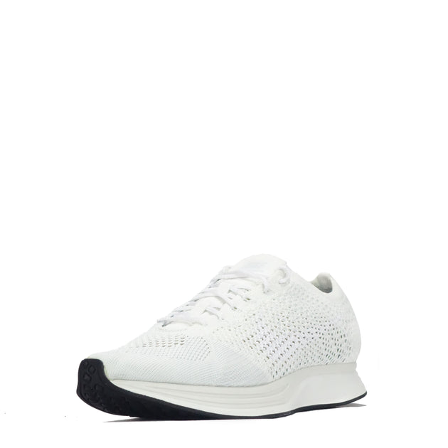 White store nike flyknit